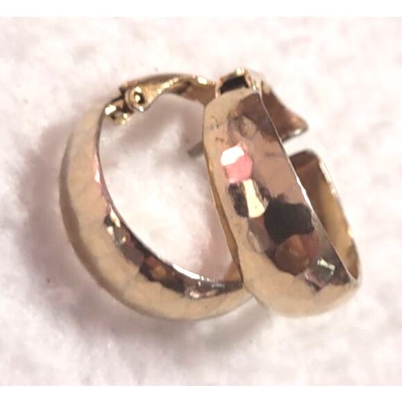 Vtg L.H. Segal California Clip On Hoop Earrings 3/4" Hammered Textured Goldtone - Picture 3 of 5